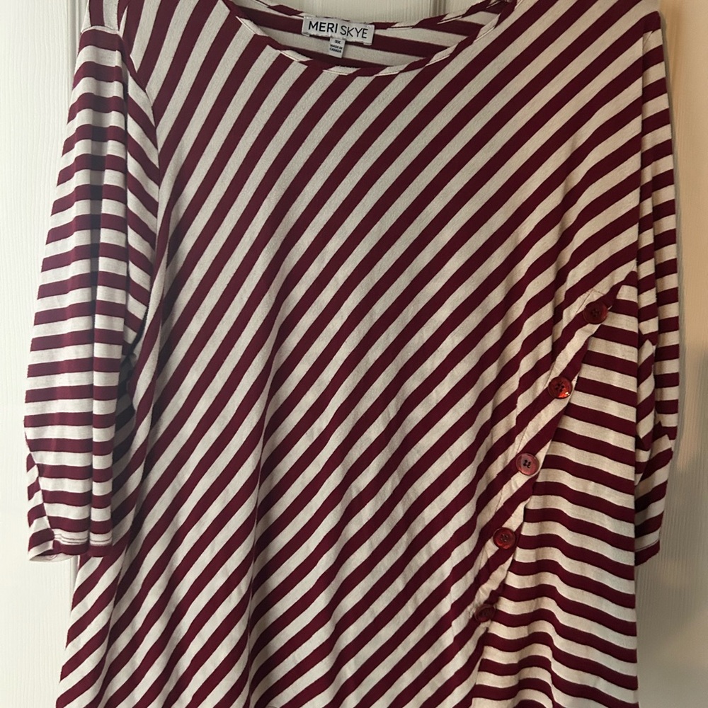 Women's Striped Burgundy and White Top